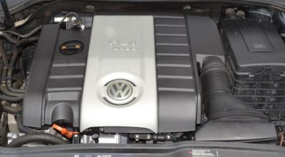  VOLKSWAGEN Eos Engine